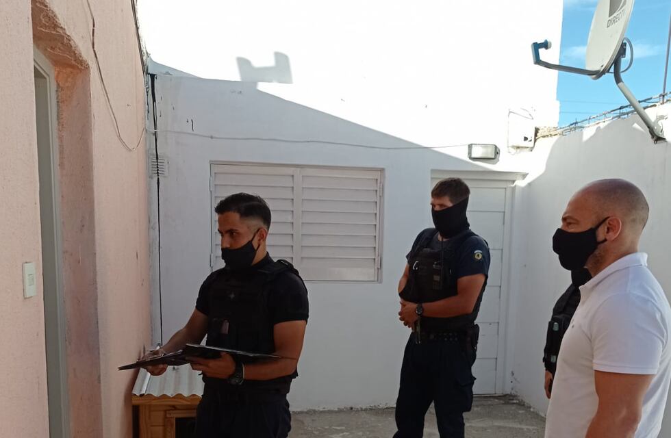 Allanamientos en busca de las vacunas hurtadas