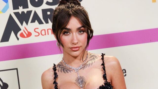 El mal momento que pasó María Becerra durante su show en Los 40 Music Awards en España: ¿desafinó o falló el sonido?