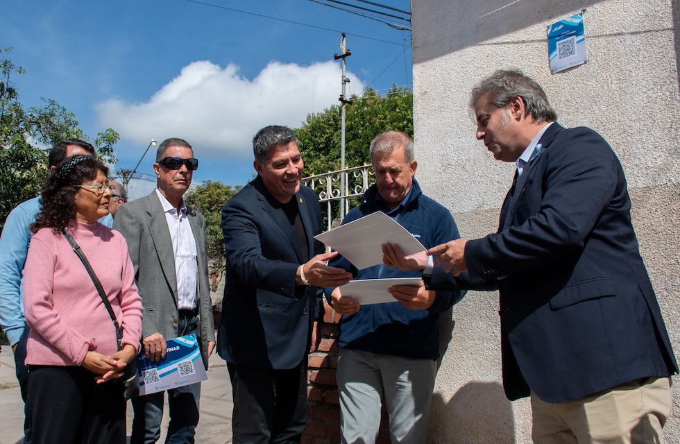 Guillermo Lobo acompañó homenaje de concejales jujeños a los héroes de Malvinas