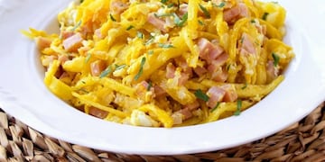 Cómo hacer revuelto de gramajo al estilo Cocineros Argentinos.