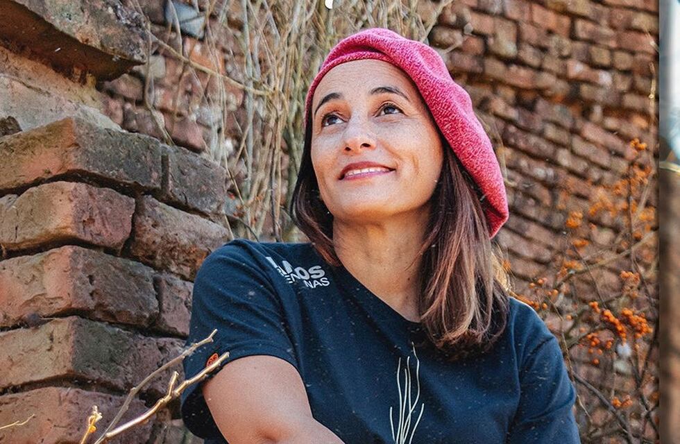 Jaquelina Lencinas presentó el primer tema de su trabajo “Raíces de un sueño”