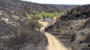 Tareas luego del incendio en Carlos Paz