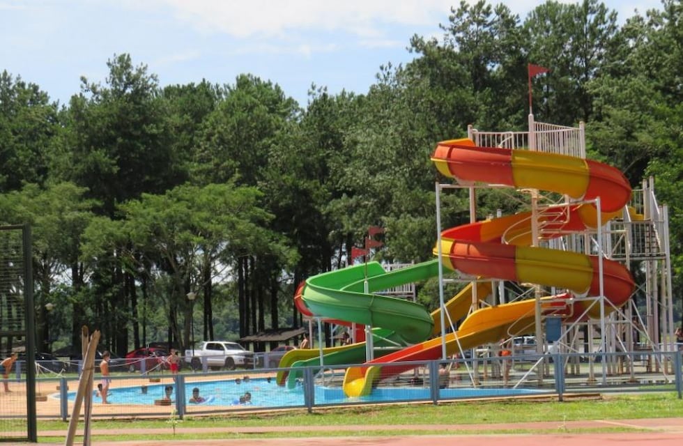 Se autorizó la climatización de piletas del Parque Acuático Urugaí en Puerto Libertad