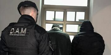 Dos hombres fueron detenidos acusados de intentar robar en una vivienda de Posadas.