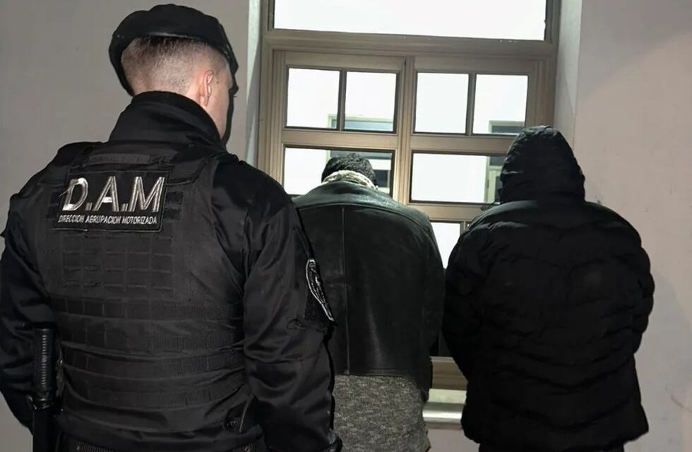 Dos hombres fueron detenidos acusados de intentar robar en una vivienda de Posadas