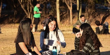 Se espera una buena cantidad de personas en parques y plazas por el buen clima
