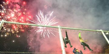 La parafernalia del Gigante de Alberdi, por el Belgrano puntero (Facundo Luque y Nicolás Bravo).