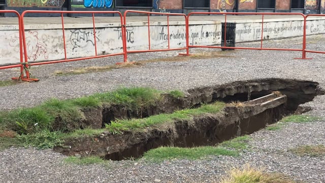 Socavones en la costanera rosarina