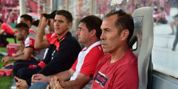 El técnico de Instituto logró su primer victoria en Alta Córdoba. Fue mesurado. (Facundo Luque / La Voz).
