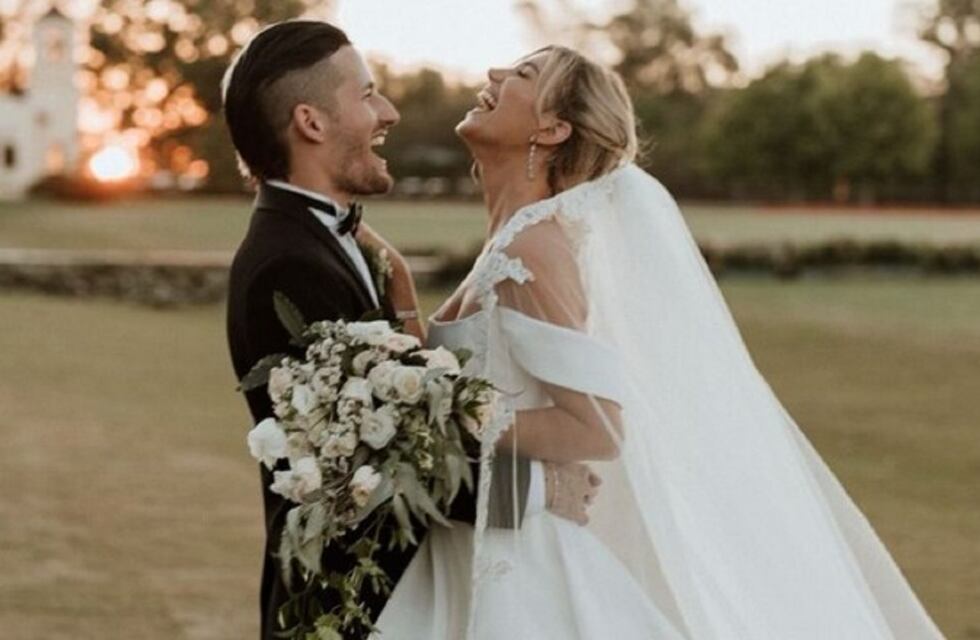 Una pastelera denunció que Stefi Roitman y Ricky Montaner no cumplieron con un canje: cuánto costó la enorme torta de bodas