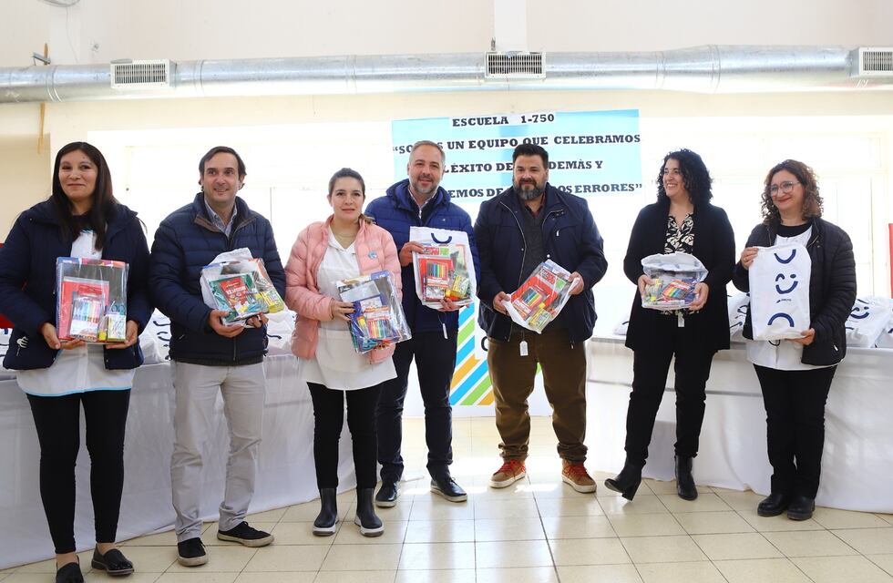 El Banco Macro eligió Maipú para acompañar la educación