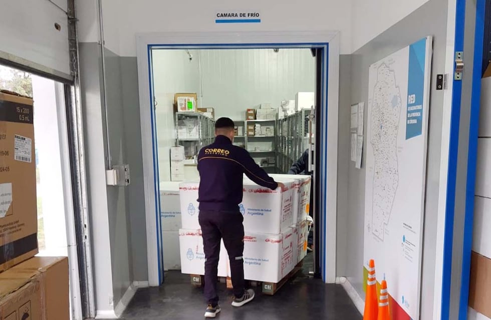 Llegaron a Mendoza 28 mil dosis de la vacuna Sputnik V