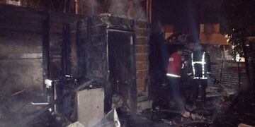 Incendio se cobró la vida de una mujer en Posadas.
