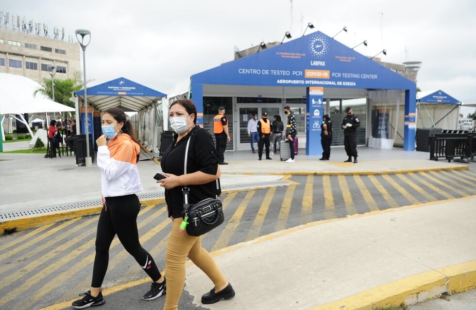 Coronavirus en Argentina: hallaron variantes de Sudáfrica e India