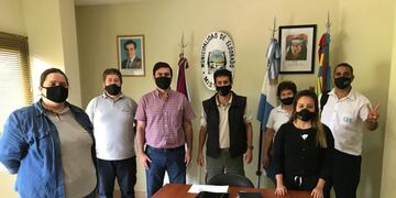 Tras varios días de negociación, empleados municipales de Eldorado recibirán un 2º% de aumento