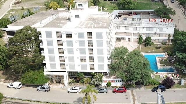 El clásico e histórico hotel Las Lajas, cerró sus puertas "hasta nuevo aviso".