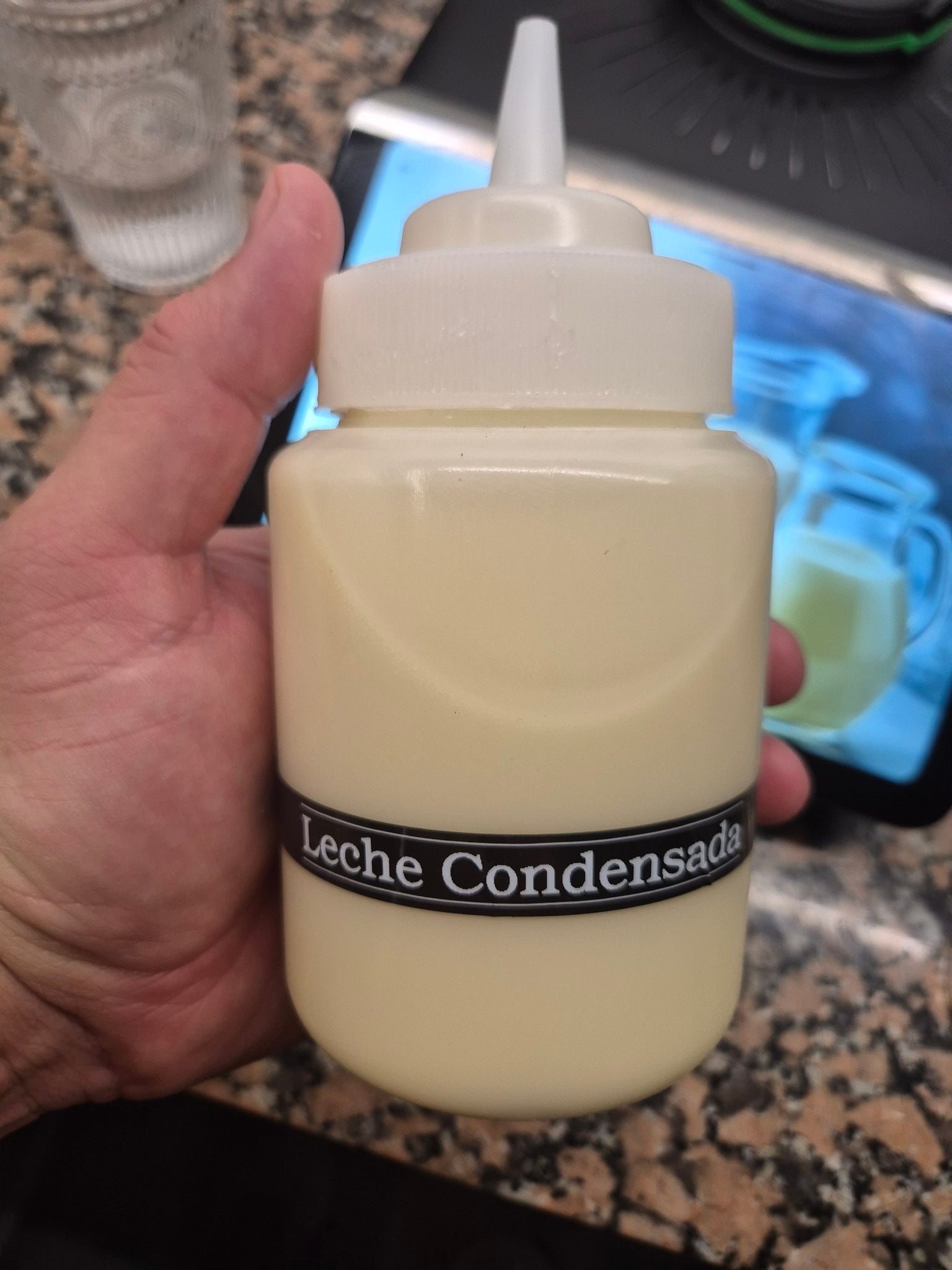 Así queda la leche condensada con esta receta.