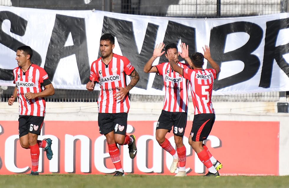 Huguenet le aporta goles a Instituto: “Hicimos un gran partido”