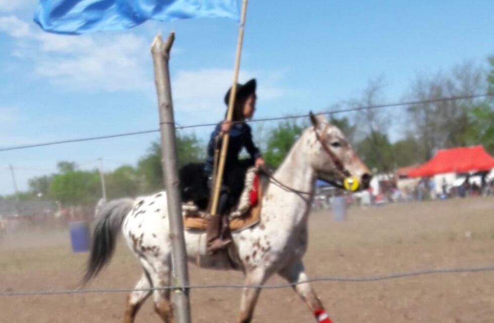 Quién es Dangelo Medina, el pequeño santafesino campeón del festival de Jesús María