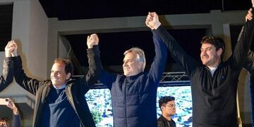 Elecciones 2023: Martín Llaryora festejó en Sampacho el triunfo del intendente Franco Suárez. (Prensa Martín Llaryora)