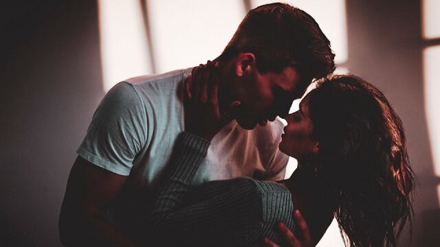 Pareja, foto ilustrativa. Lo que le espera a Aries esta semana.