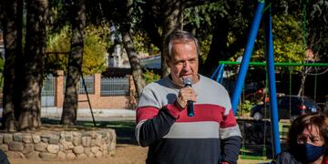 "El profe" Jorge Álvarez, candidato a Defensor del Pueblo "adjunto" de Villa Carlos Paz.
