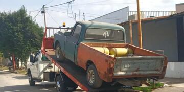 Vehículos abandonados en la vía púbica Arroyito 2024