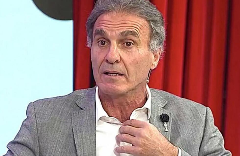 Oscar Ruggeri elogió a Miguel Ángel Russo: “Hay que darle mérito, no sé quién pone tres pibes juntos en Boca”