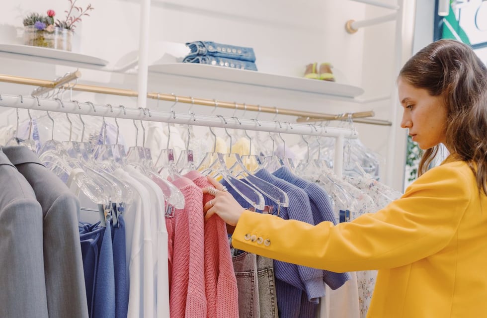 Vuelve Re Outlet 2025: cómo y dónde conseguir ropa de marca a precios de remate