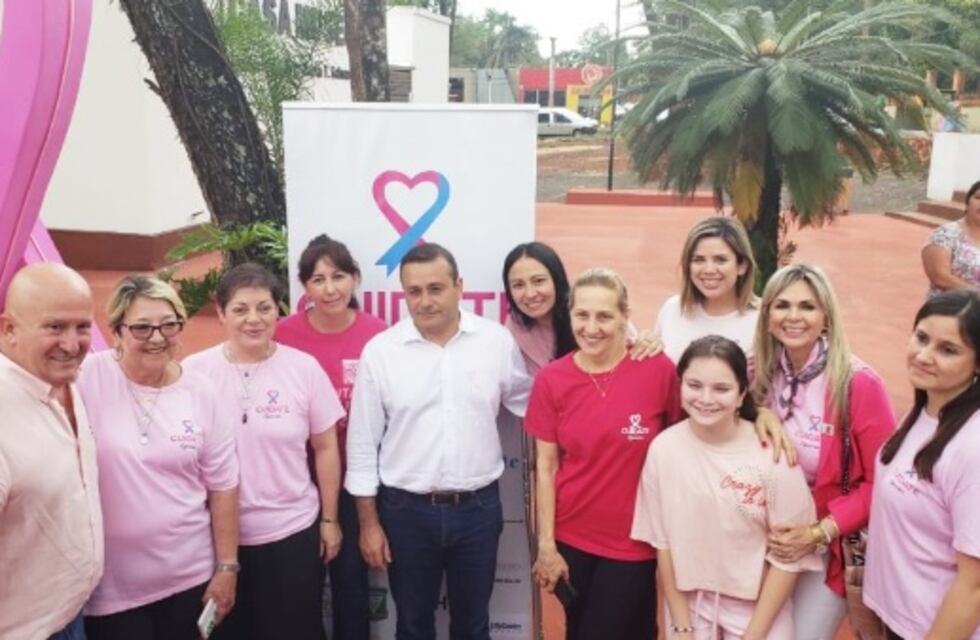 Puerto Iguazú: inauguran un lazo simbólico como prevención del cáncer de mama