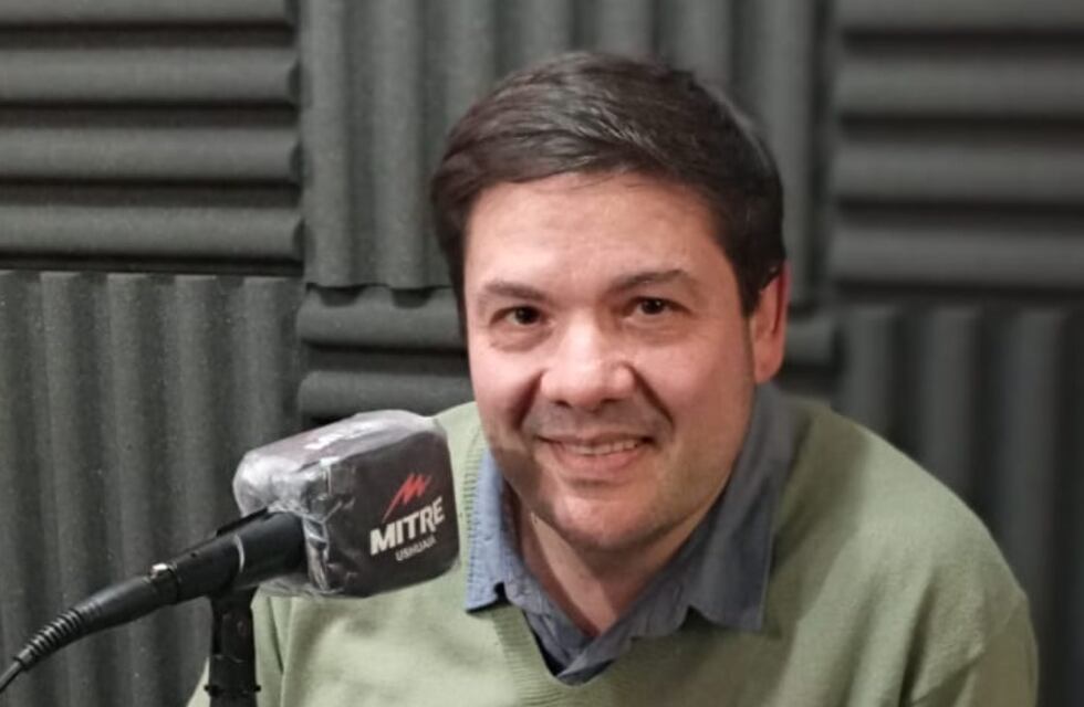 Carlos Iglesias: “Es imposible no pensar el sector socio productivo de la provincia, sin incluir a la educación”