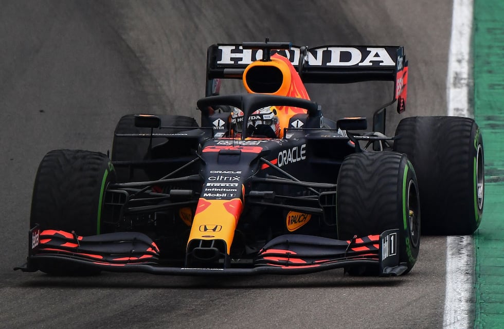 F1: Verstappen dominó una vibrante carrera en Imola