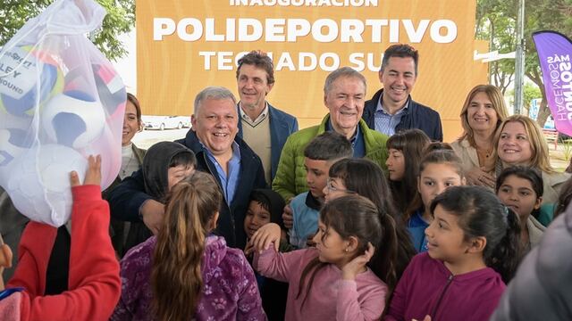 Inauguración Polideportivo IPV Arroyito Juan Schiaretti Gustavo Benedetti