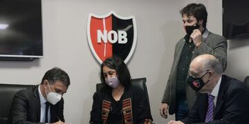 Ignacio Astore asumiendo como presidente de Newell's el pasado lunes.