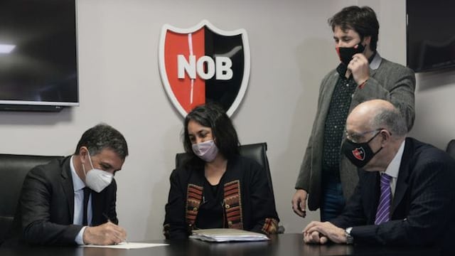 Ignacio Astore asumiendo como presidente de Newell's el pasado lunes.