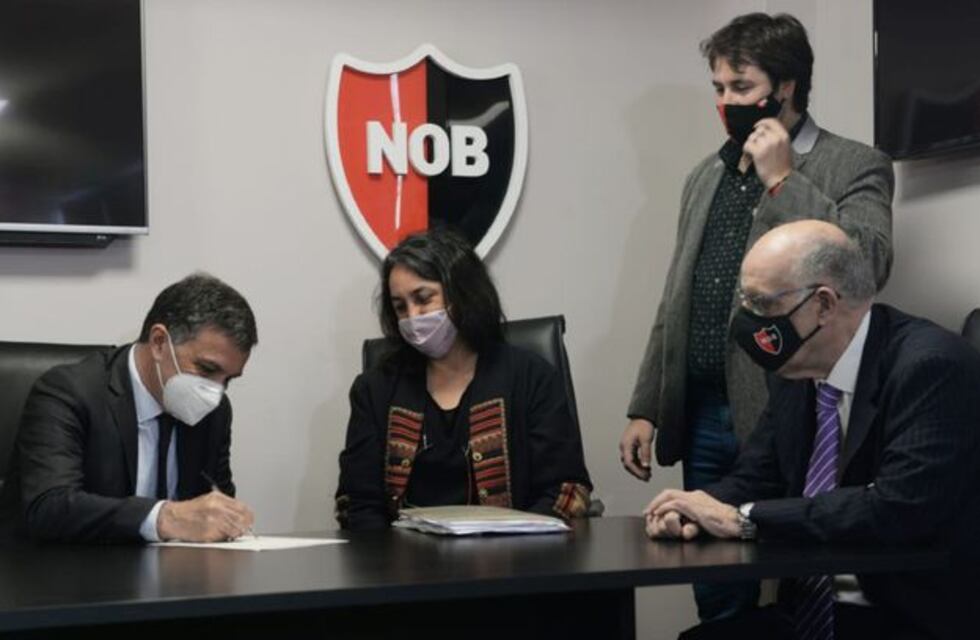 Newell’s tiene nuevo presidente: Ignacio Astore ya tomó el mando y La Liga lo felicitó
