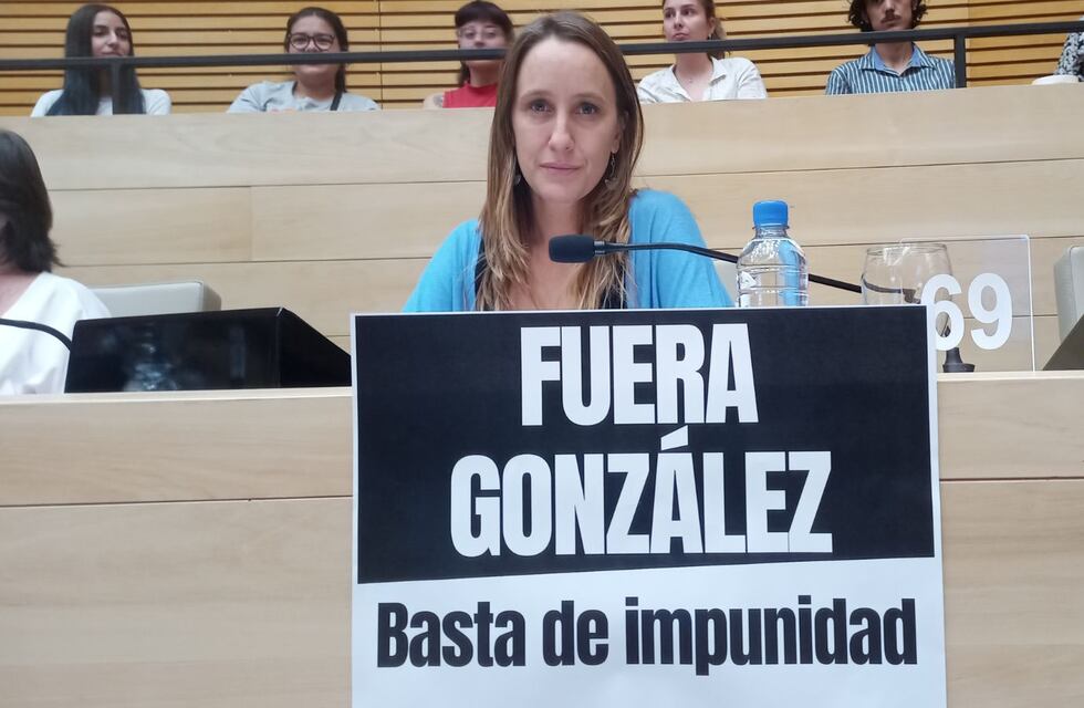 Otra polémica envuelve a Oscar González: fue denunciado por malversación de recursos públicos