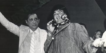 A 38 años de la primera presentación de La Mona Jiménez en Cosquín. (Archivo / La Voz)