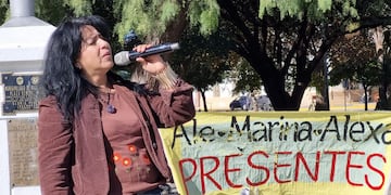 La madre de Alexa inició una colecta en las redes sociales. La joven es sobreviviente del choque del legislador Oscar González (archico La Voz).