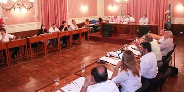 Los concejales atenderán al público durante las vacaciones del personal administrativo.