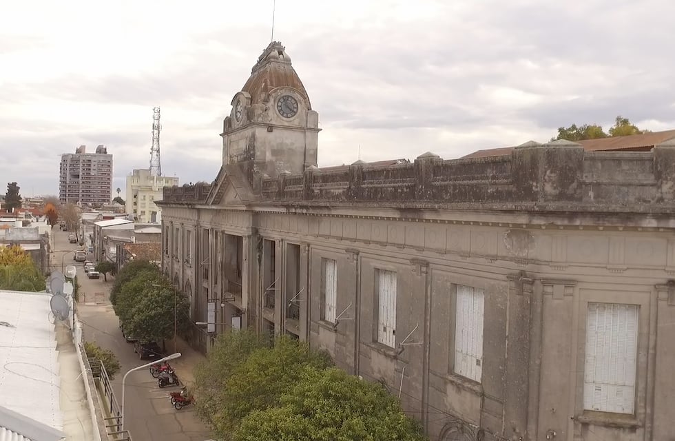 La Municipalidad de Concepción del Uruguay y UCU firmaron convenio para poner en valor su histórico edificio