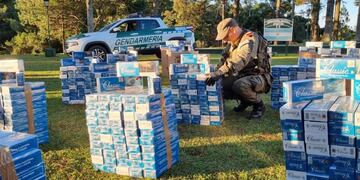 Incautan contrabando de cigarrillos sin aval aduanero en Bernardo de Irigoyen.