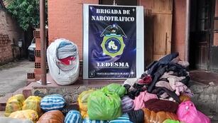 Policías de la Provincia desarticularon una maniobra de contrabando de ropa, en Jujuy.
