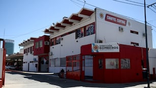 La Dirección de Bomberos está bajo la mira de la Justicia de Córdoba y crece el escándalo por nuevas detenciones.