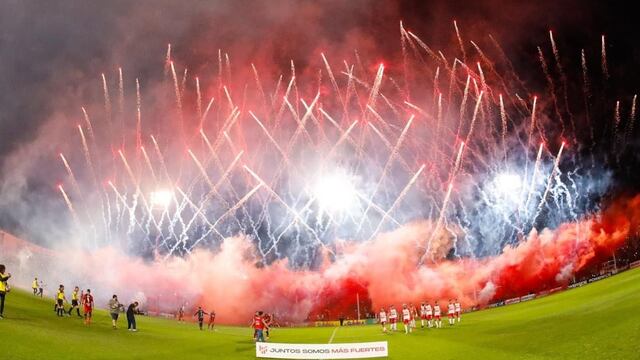 El tremendo recibimiento para el Instituto de Primera (Prensa IACC).