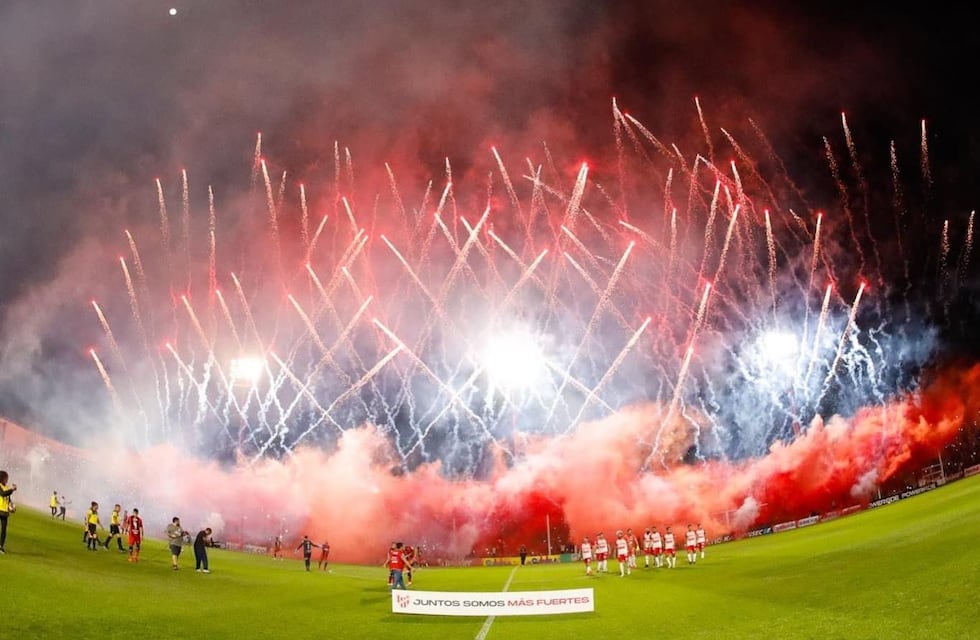 Video: para revivir con Gloria, el vuelo de Instituto a Primera