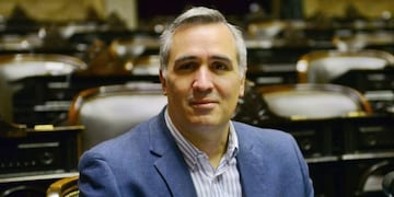 El diputado Francisco Sánchez aseguró que quienes traicionan a la Patria deberían recibir pena de muerte.