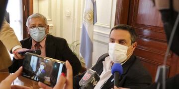 Analizan un caso de variante delta sin antecedente de viaje.