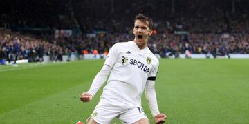 El central español Diego Llorente anotó el único gol del partido. (Reuters)