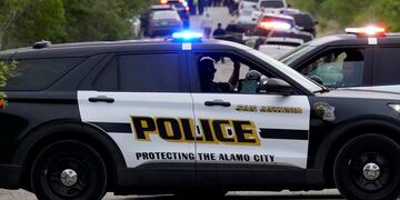 La policía de los Estados Unidos detuvo a un sospechoso de haber filtrado documentos clasificados de defensa.